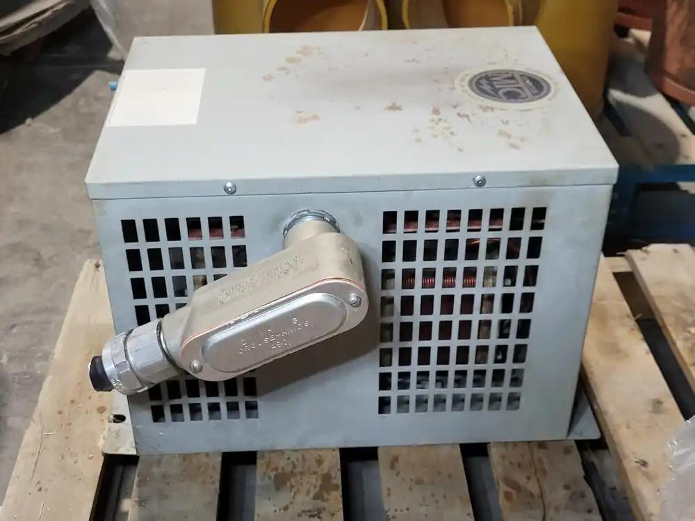 15 kVA Transformer 600 pri. volts, 208Y/120 sec. volts MT15A1