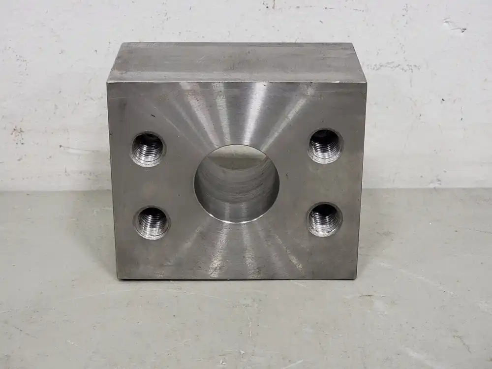 Scrap - Block Flange M-CBX-24-24 (Box of 2)