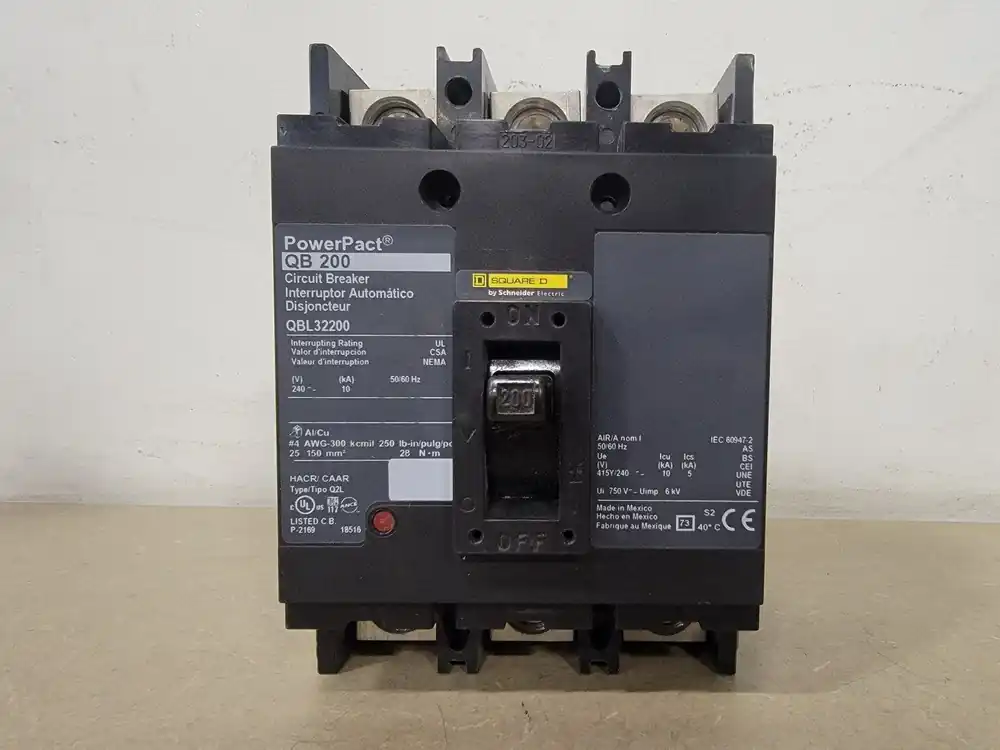 200 Amp, 3 Pole, 240 Volt Circuit Breaker QBL32200