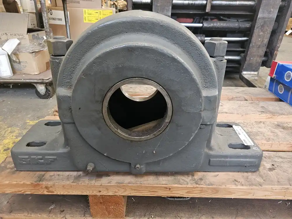Split Plummer Pillow Block Housing 11-13/16" Bore, SAF628