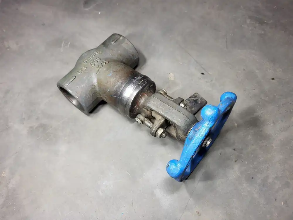 1 1/2" Class 800 Gate Valve 0870