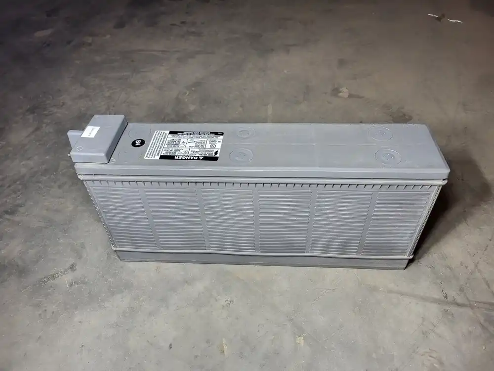12 Volt, 96 AH Valve Regulated Lead Acid Battery 12AVR100ET