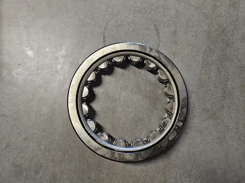 Single Row Cylindrical Roller Bearing 150mm ID x 270mm OD x 45mm W, NU230C3