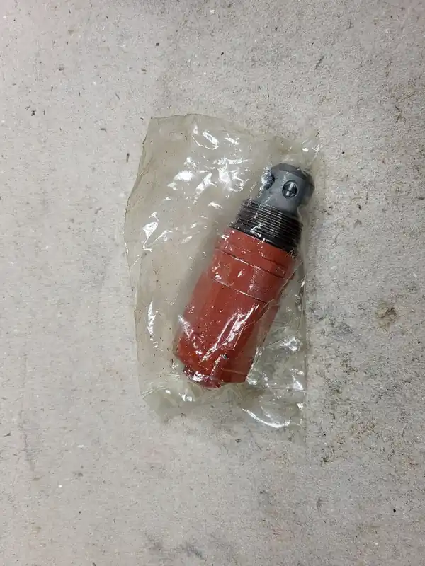 Main Relief Valve WHH69505