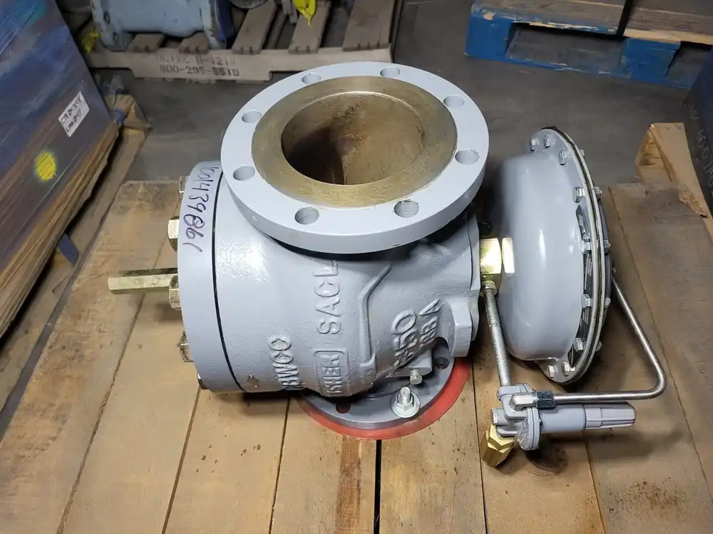 6" 150 Pressure Reducing Regulator 1098-EGR-6351 w/ Size 40 Actuator