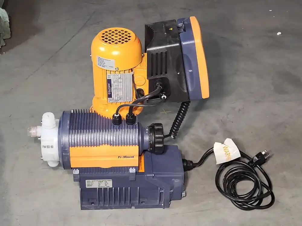 20 l/h Metering Pump Sigma X Control Type S1CB w/ 3Ph 0.11kW Motor