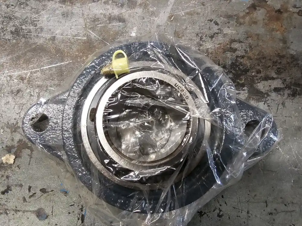 Two Bolt Rhombus Flanged Unit 1.57" Bore, UCFL208