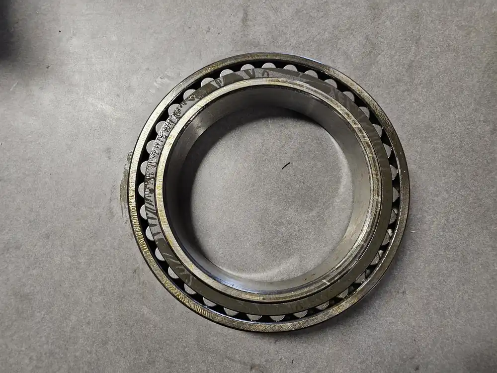 Spherical Roller Bearing 180mm ID x 250mm OD x 52mm W, 23936 CC/W33
