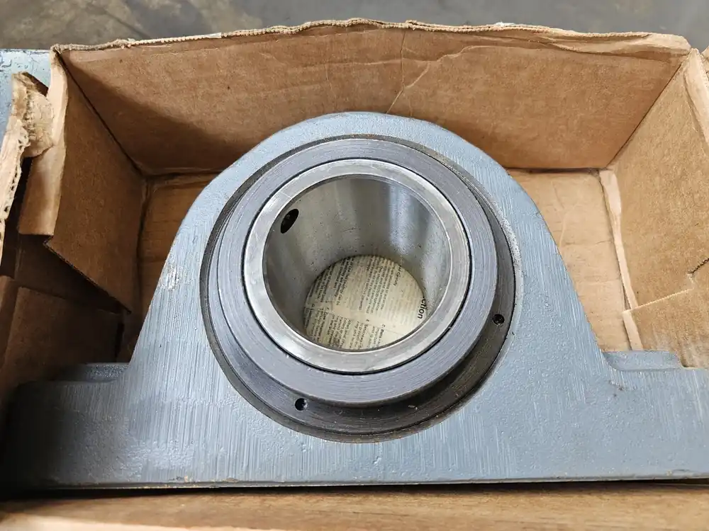 Pillow Block Bearing Link-Belt, 3-3/16" Bore, PB22451H