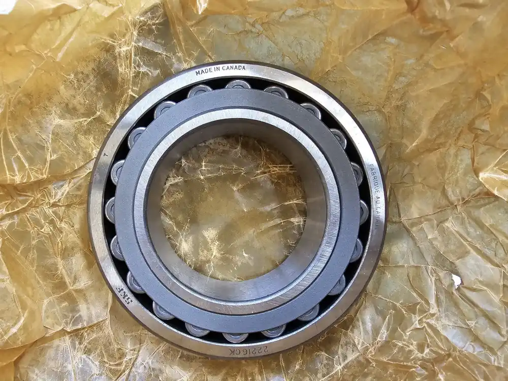 Spherical Roller Bearing 80mm ID x 140mm OD x 33mm W, 22216CK