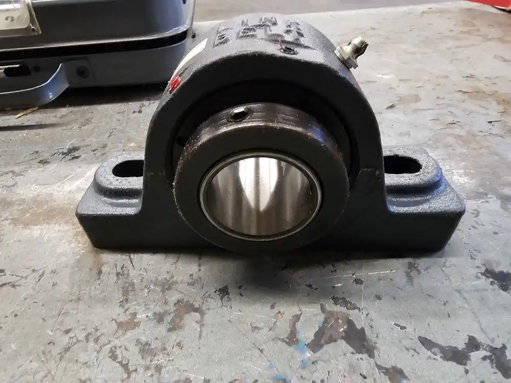 Pillow Block Bearing 1-1/2" Bore, PB22424H