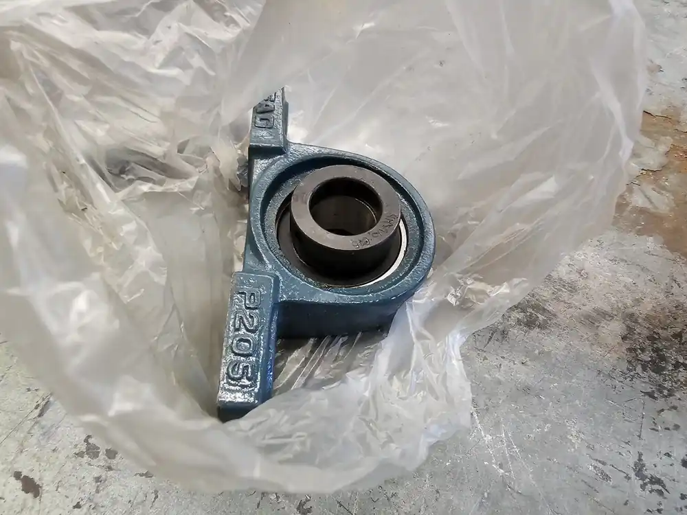 Pillow Block Bearing 15/16" Bore, SG16205-015