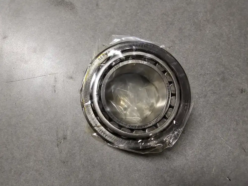 Tapered Roller Bearing 55mm ID x 100mm OD x 35mm W 33211/Q