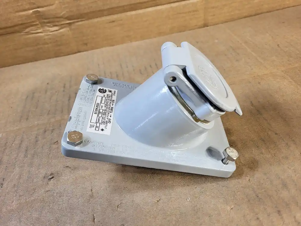 25 Amp, 125 VAC Receptacle and Cover Assy ECSK2023