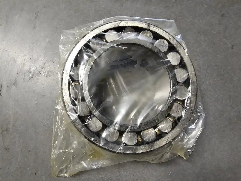 Spherical Roller Bearing 90mm ID x 160mm OD x 52.4mm W, 23218.E1A.KM.C3
