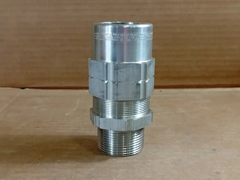 1-1/4" NPT Cable Gland TMC2-125A137