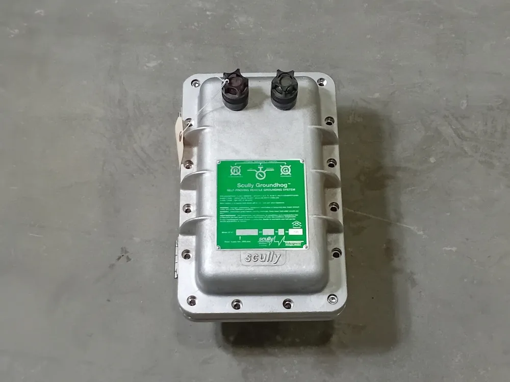 115 VAC Self-Proving Vehicle Grounding System w/Lamps ST-47-115-EL
