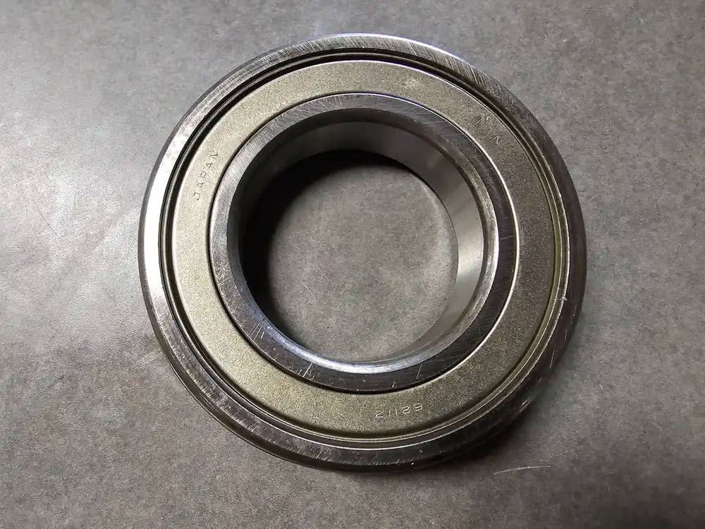 Deep Groove Ball Bearing 55mm ID x 100mm OD x 21mm W, 6211-ZNR