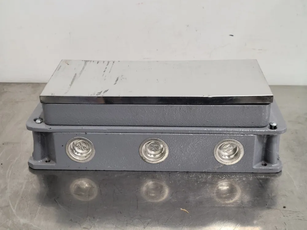 3-Gang Cast Iron Floor Box 6275