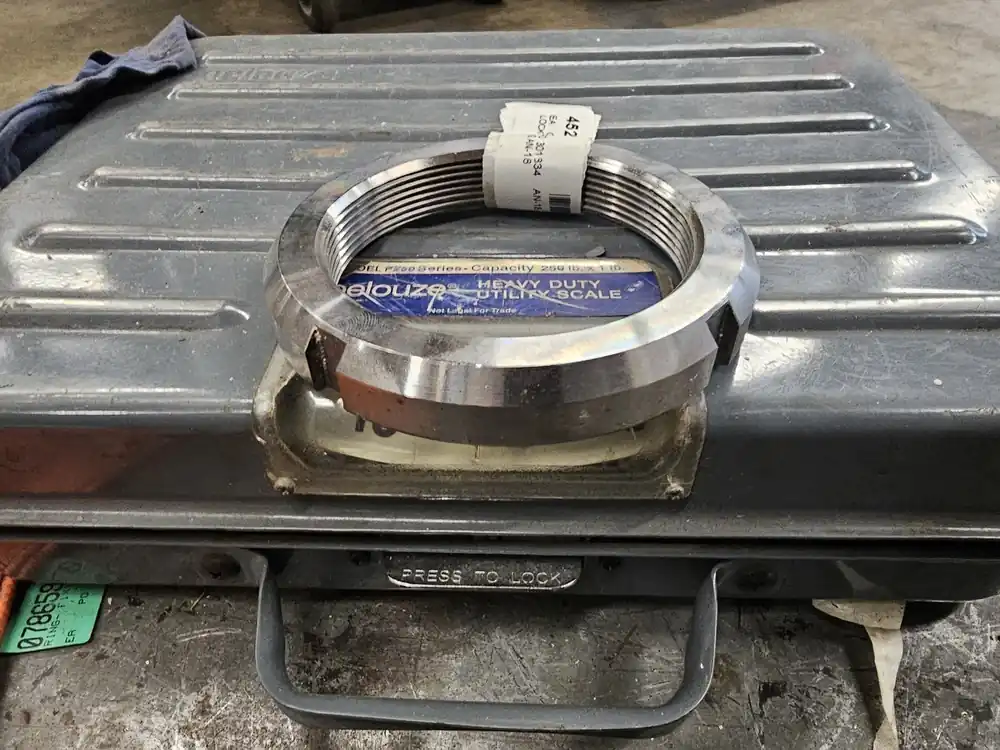 Bearing Locknut AN-18
