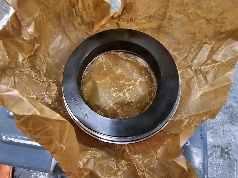 Pillow Block Housing Seal 3-15/16" Bore, TSNC522-315E