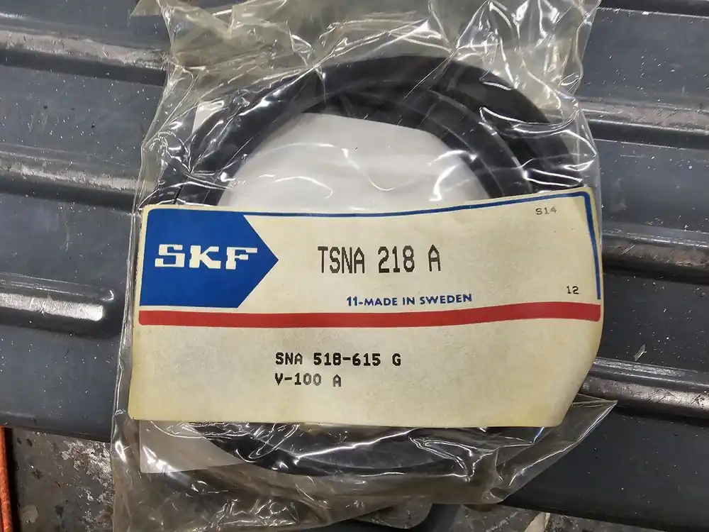Pillow Block Housing Seal 3.93" Bore, TSNA 218-A