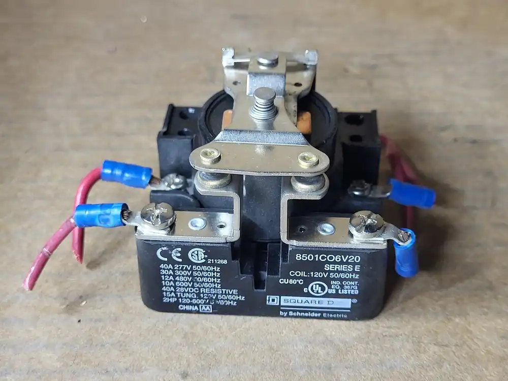 30 Amp Power Relay 8501CO6V20, Series E