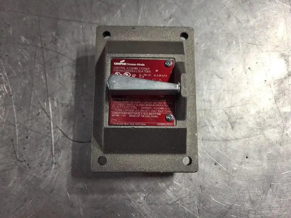 DSD Series Explosion Proof 3-Way Snap Switch w/ Cover DSD936 SA
