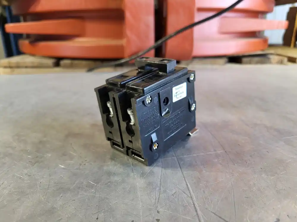 15 Amp, 2 Pole, 120/240 volts Circuit Breaker BAB2015H