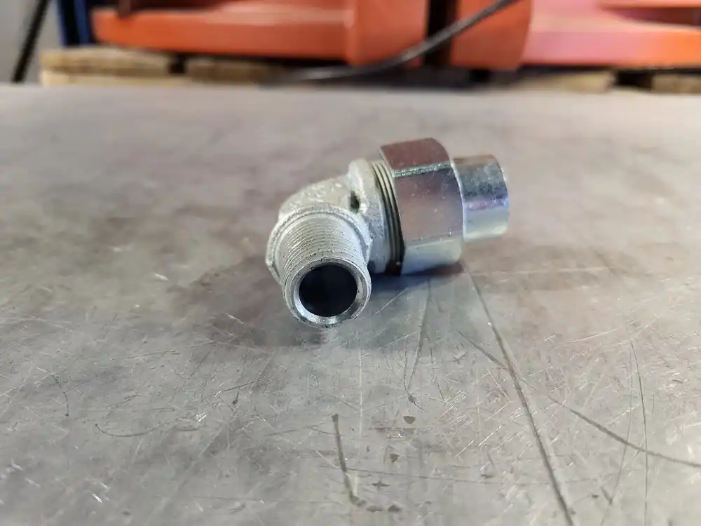 1/2" 90 Deg Conduit Union Elbow UNL105 (Box of 9)