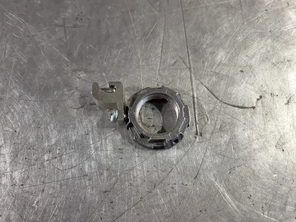 1/2" Grounding Locknut Box Of 25 L050GR