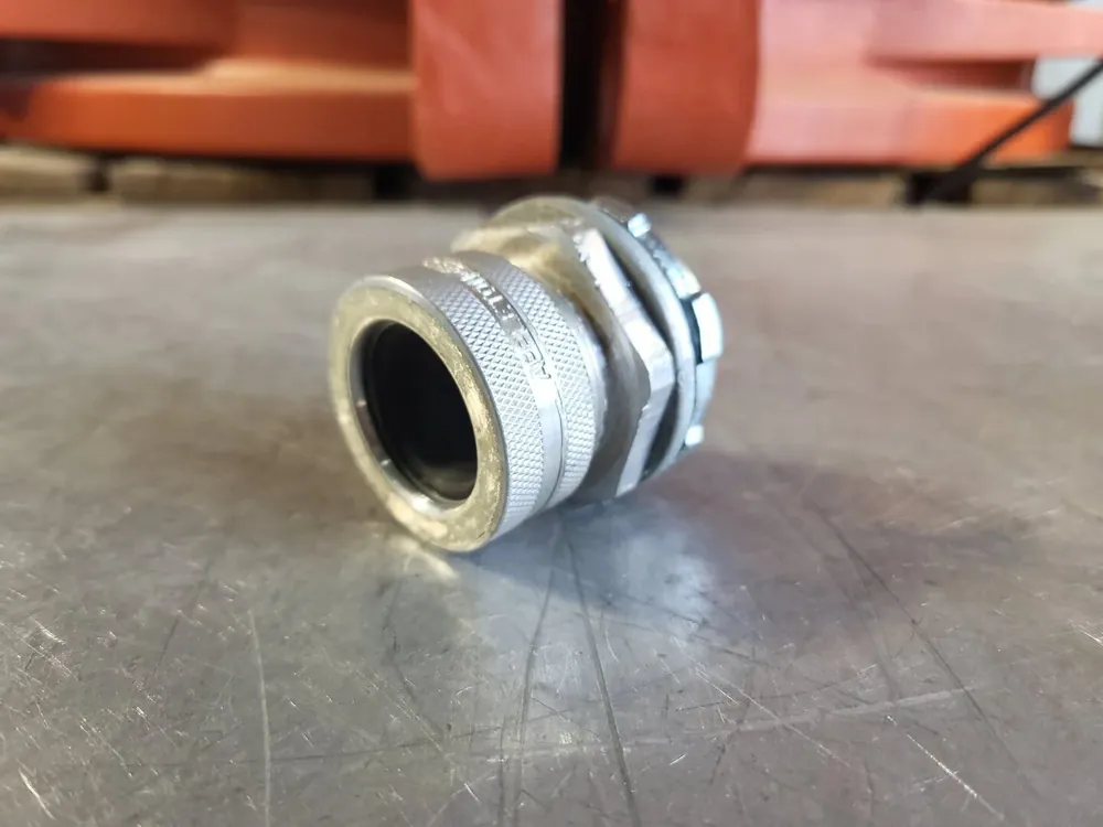 1-1/4" Liquidtight Strain Relief Connector CG-75125