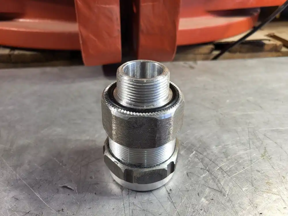 1-1/4" Star Teck Cable Connector ST125-470