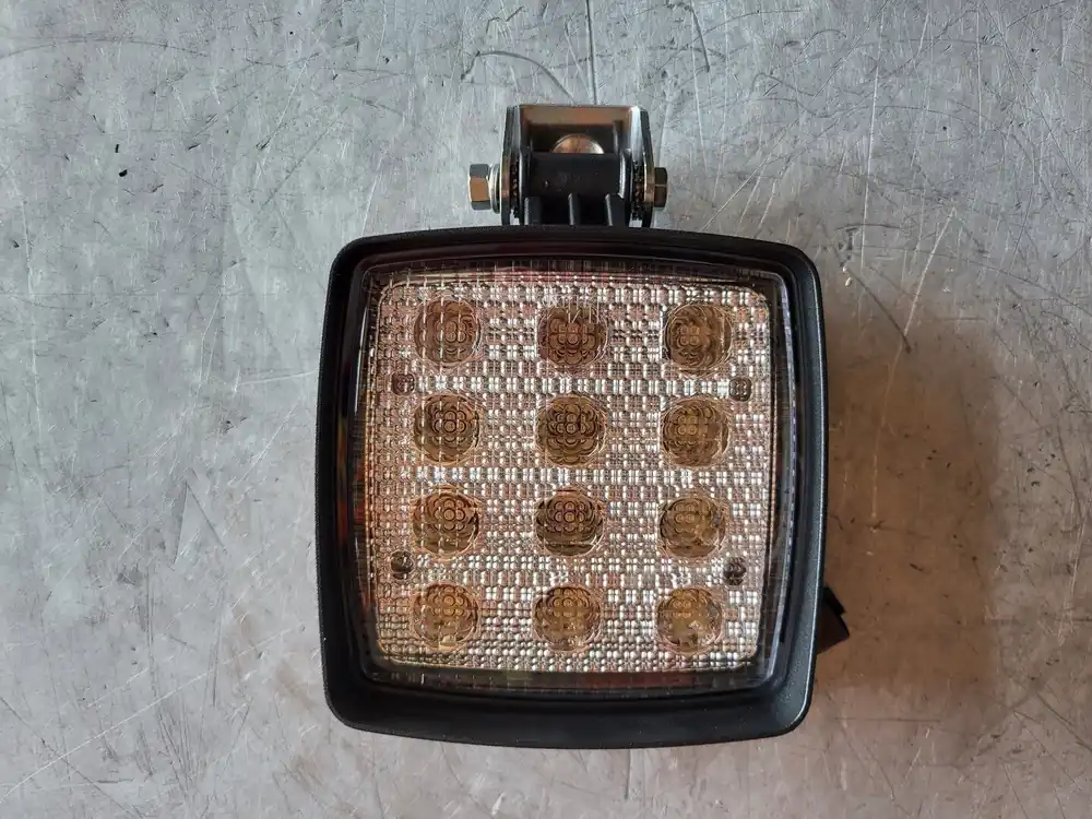 9V-32V - 5"x5" White LED Utility Worklamp