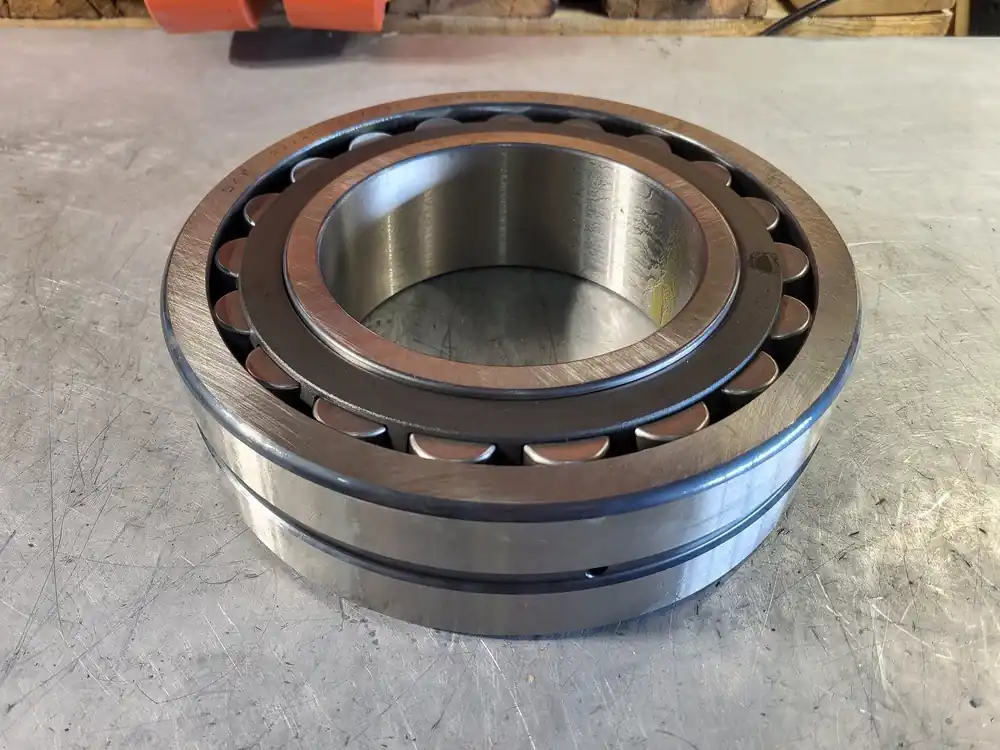 Spherical Roller Bearing 22228CCK/W33