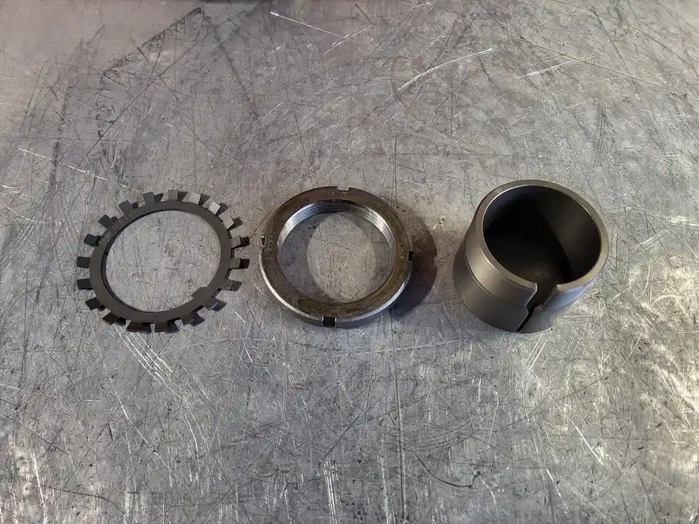 Adapter Sleeve HA316, 68mmx59mmx17mm w/ Washer & Lock Nut