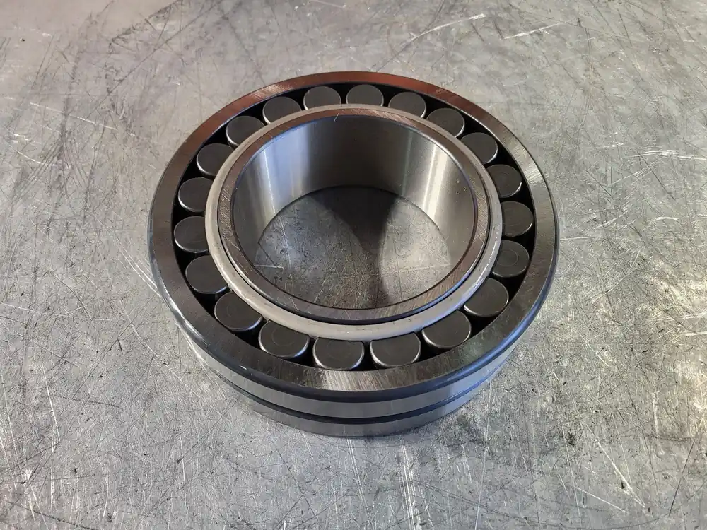 Spherical Roller Bearing 22226EK