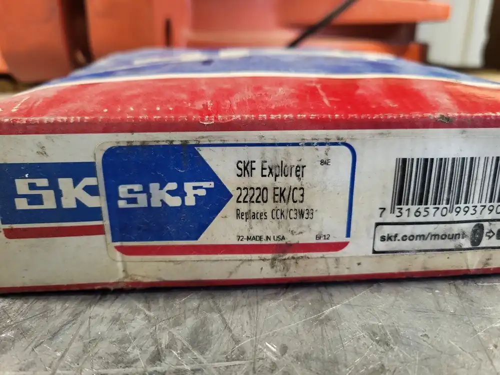 Tapered Bore Spherical Roller Bearing 22220EK/C3