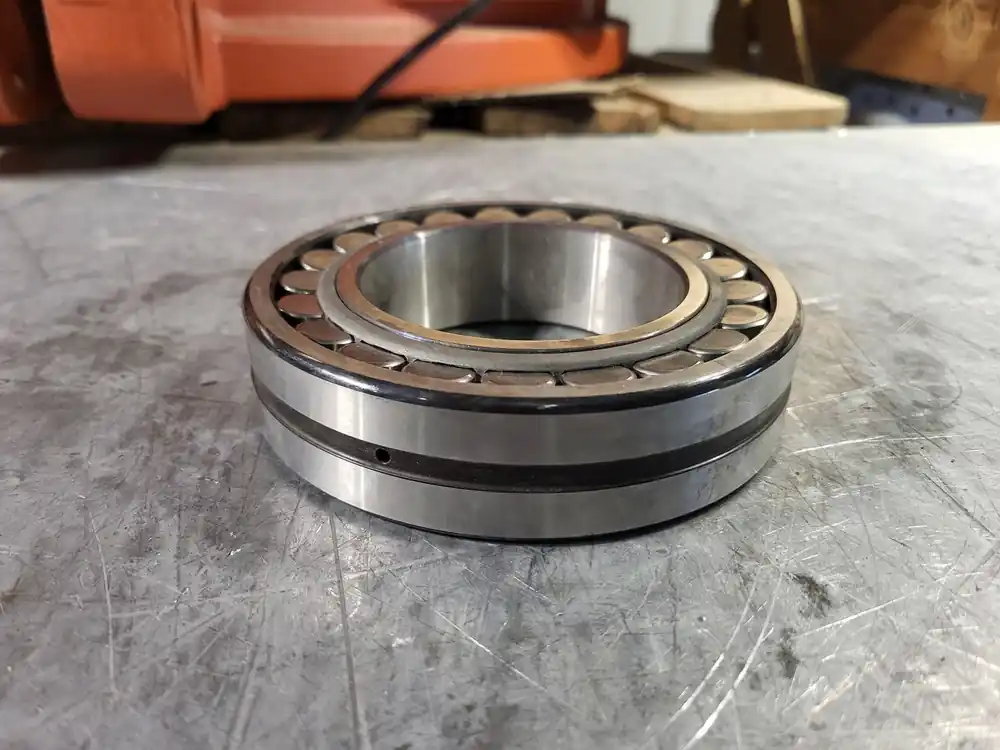 Spherical Roller Bearing 22216EK