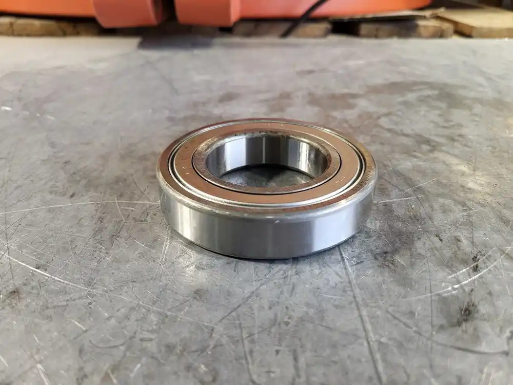 Radial Deep Groove Ball Bearing 6211ZZ/L627