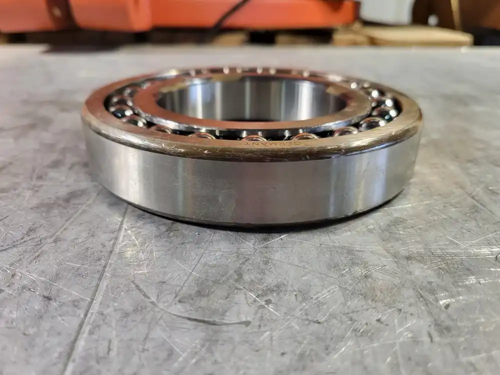 Double-Row Self-Aligning Ball Bearing 1217TV.C3