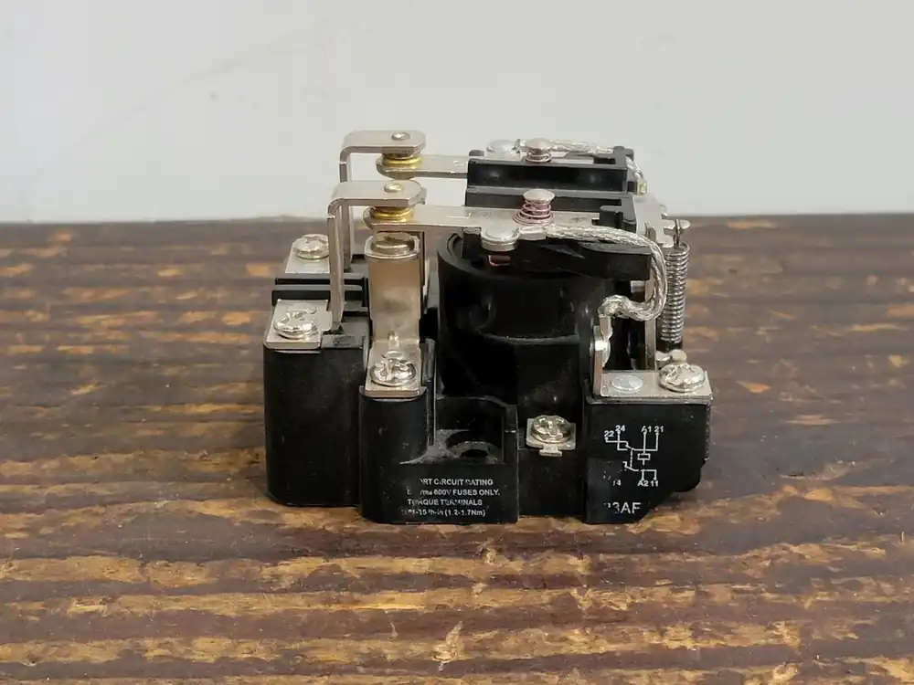 5 Amp General Purpose Relay 9575H3E000