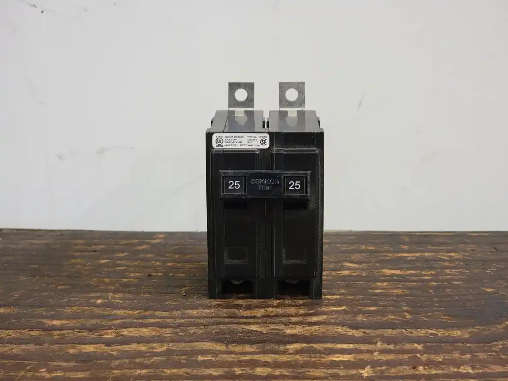 25 Amp, 2 Pole, 120/240 volts Circuit Breaker BA225