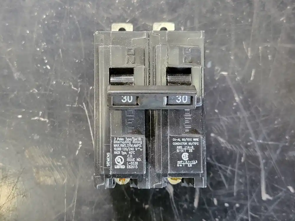30 Amp, 2 Pole, 120/240 volts Circuit Breaker B230
