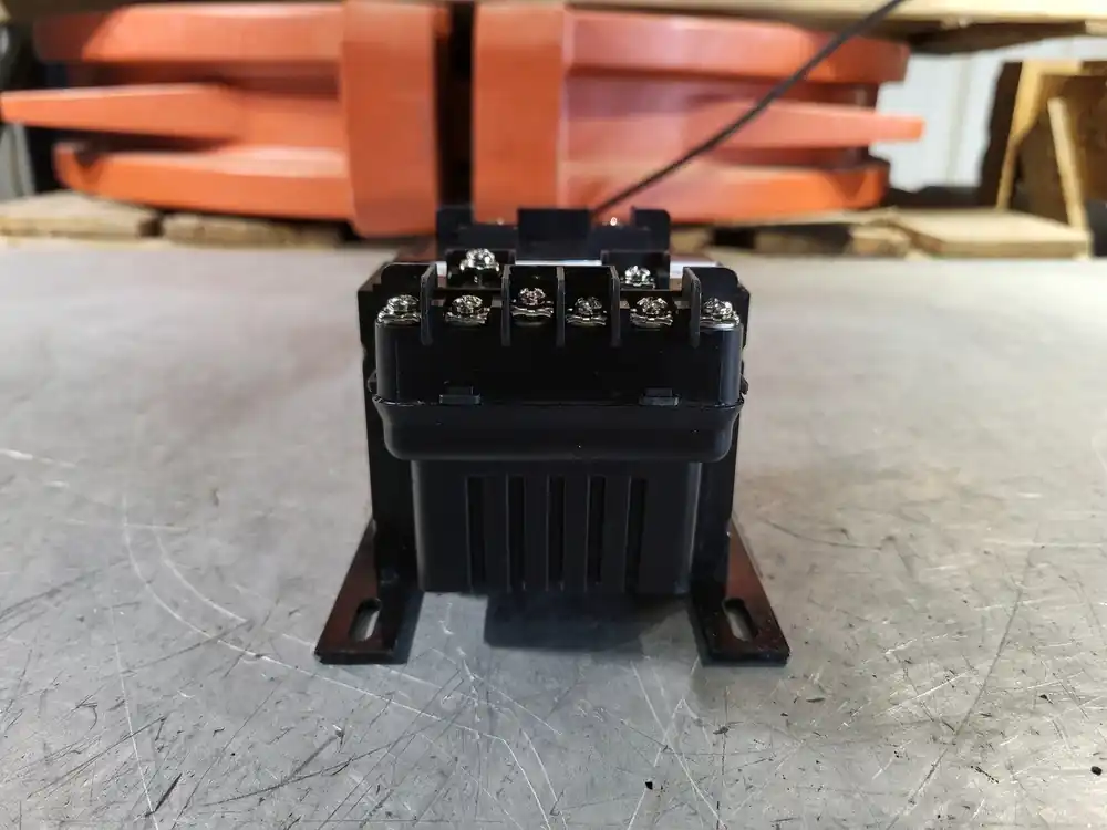 0.25 kVA Control Transformer 600 pri. volts, 120/240 sec. volts PH250AJ