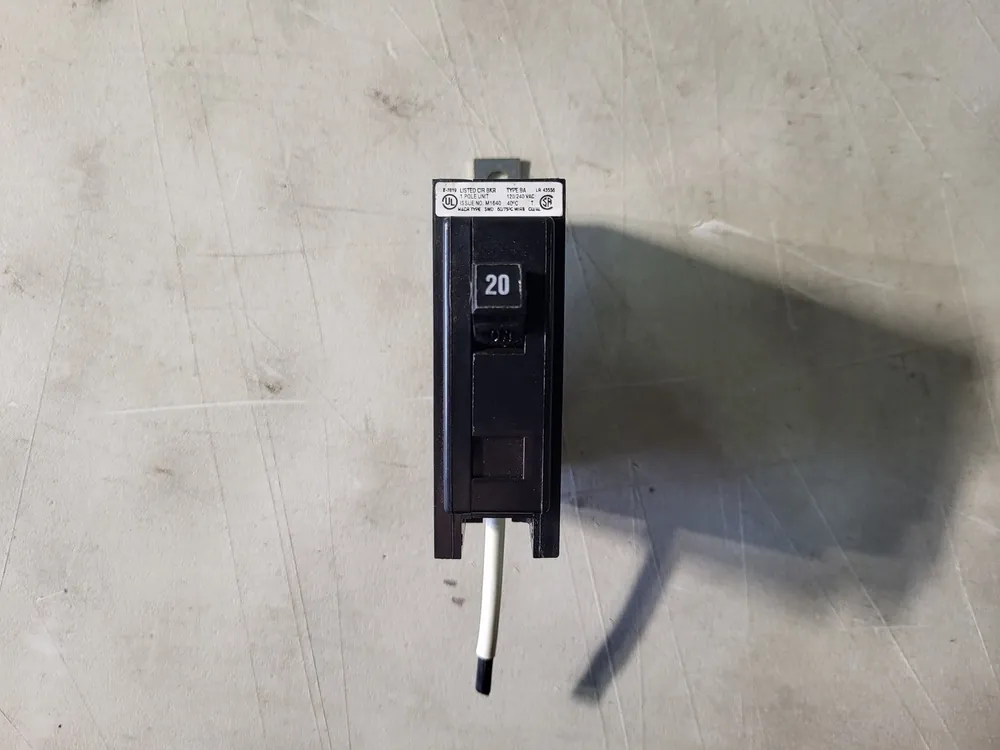 20 Amp, 1 Pole, 120/240 volts Circuit Breaker BA120