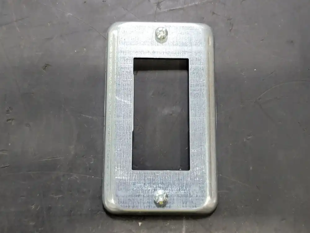 GFCI/Decora Receptacle Cover BC11C10