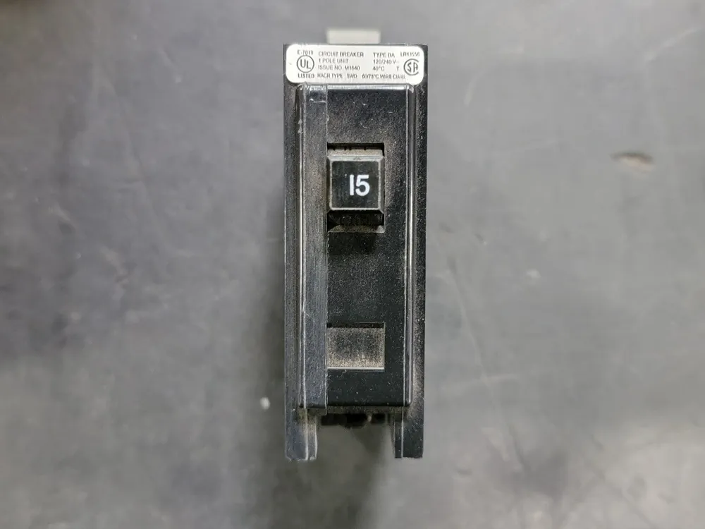 15 Amp, 1 Pole, 120/240 volts Circuit Breaker BA115