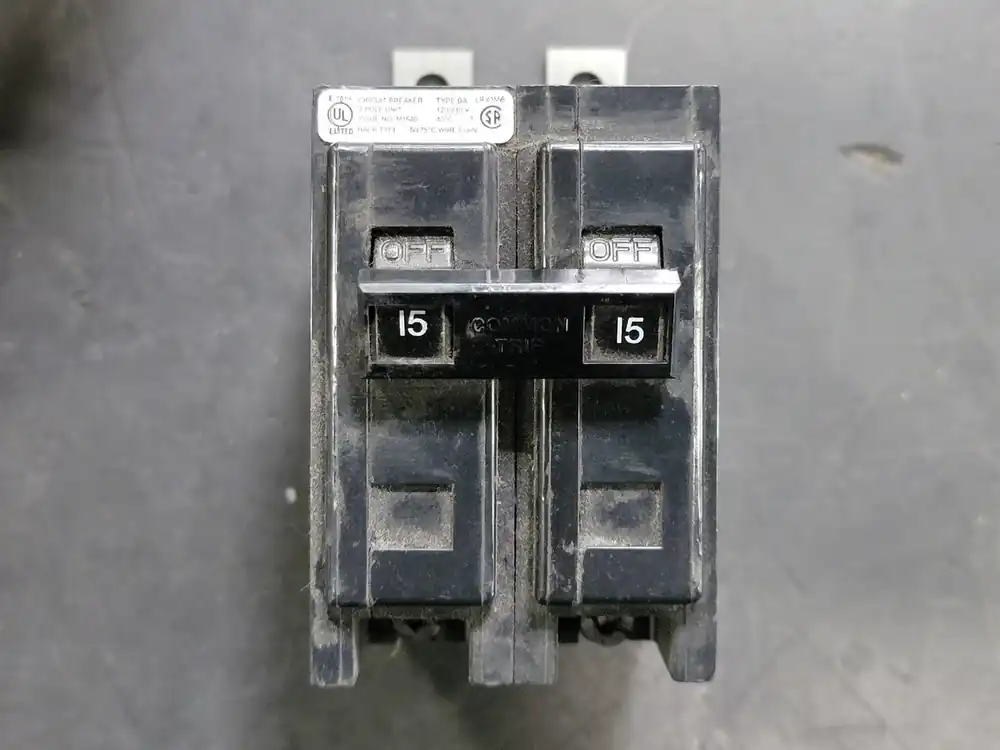 15 Amp, 2 Pole, 120/240 volts Circuit Breaker BA215