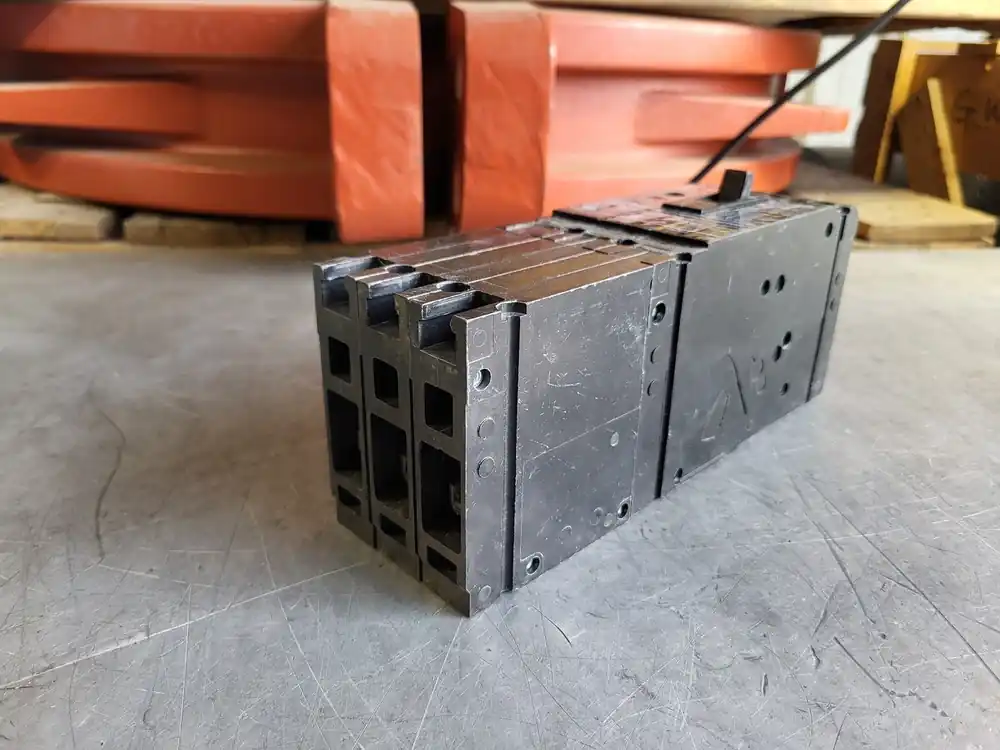 25 Amp, 3 Pole, 600 volts Circuit Breaker CED63A025